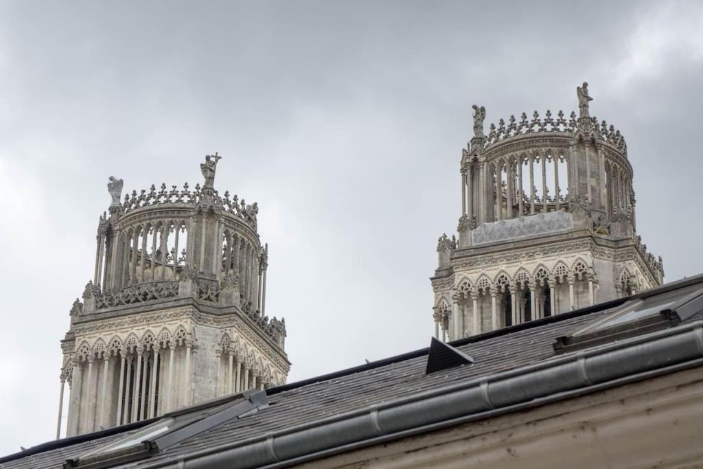 Charmant Studio Vue Cathedrale Quartier Historique Apartment Орлеан Екстериор снимка
